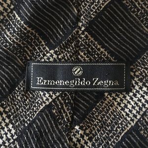 Gorgeous, Authentic Ermenegildo Zegna Tie